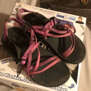 Chacos Kids size 6